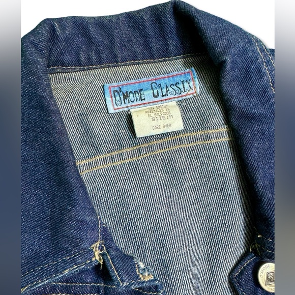 D'MODE CLASSIX Vintage Women's Sleeveless Denim Vest - Picture 3 of 4